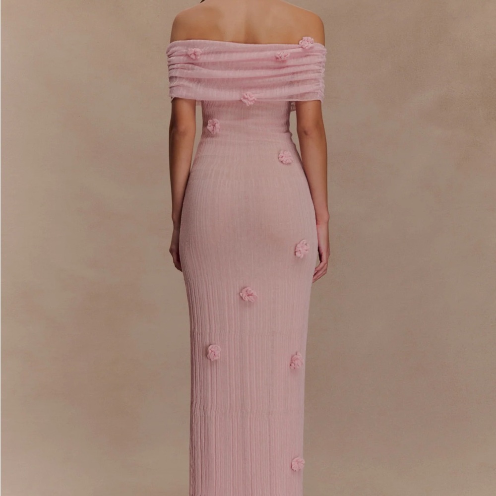 Elegant Pink Off-Shoulder Dress